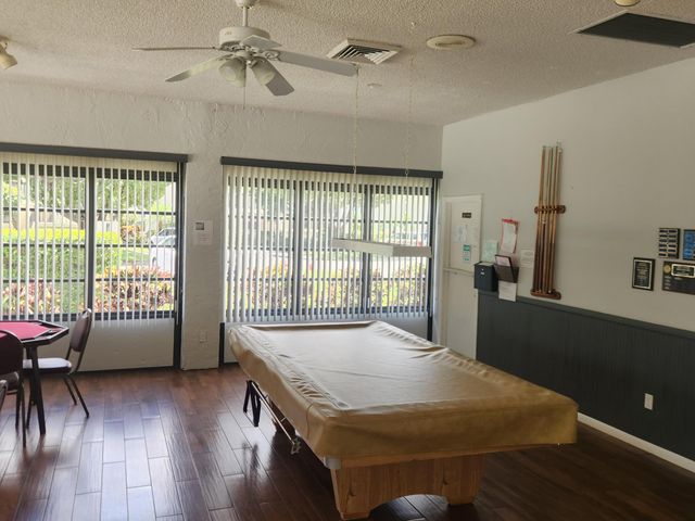 7257 Golf Colony 203, Lake Worth, FL 33467