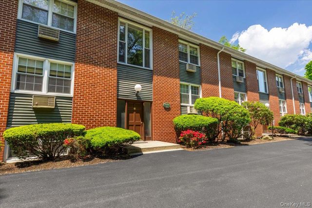 4 Dove Court F, Croton-on-hudson, NY 10520