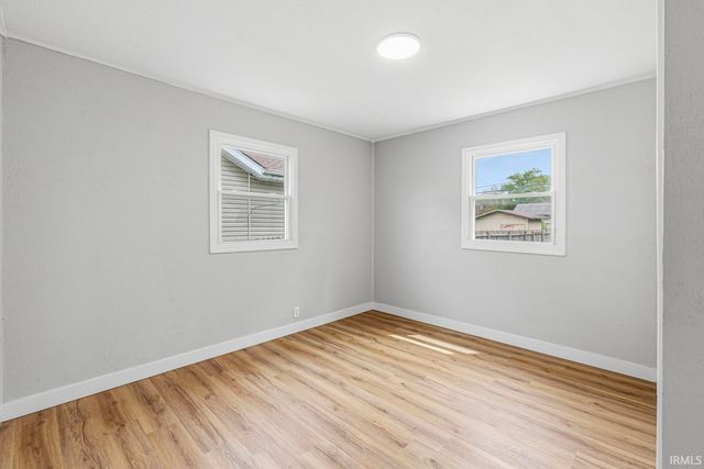 826 S Illinois Street, South Bend, IN 46619