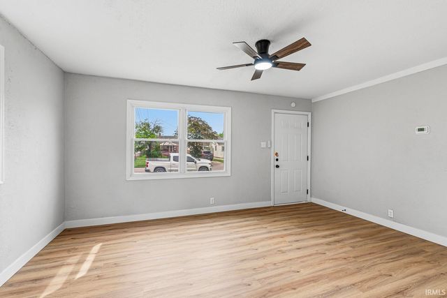 826 S Illinois Street, South Bend, IN 46619
