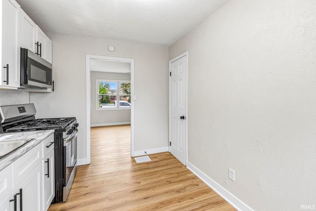 826 S Illinois Street, South Bend, IN 46619