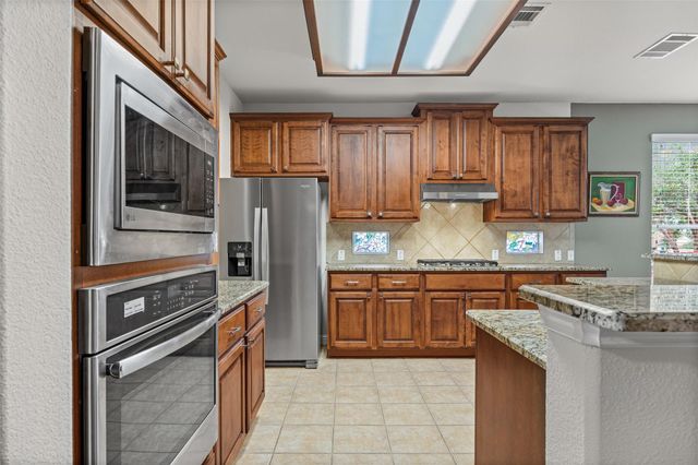 2403 Kimra LN, Cedar Park, TX 78613
