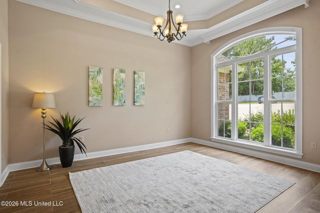66 W Shore Drive, Hattiesburg, MS 39402