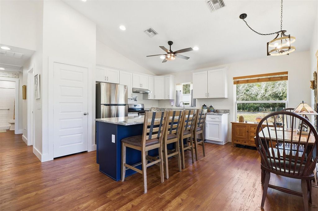 Image 12 of property listing at 6368 E GRANTHAM COURT, Hernando, FL 34442