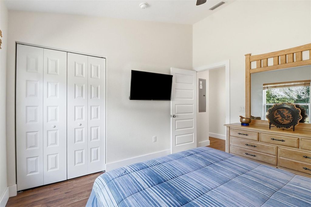 Image 17 of property listing at 6368 E GRANTHAM COURT, Hernando, FL 34442