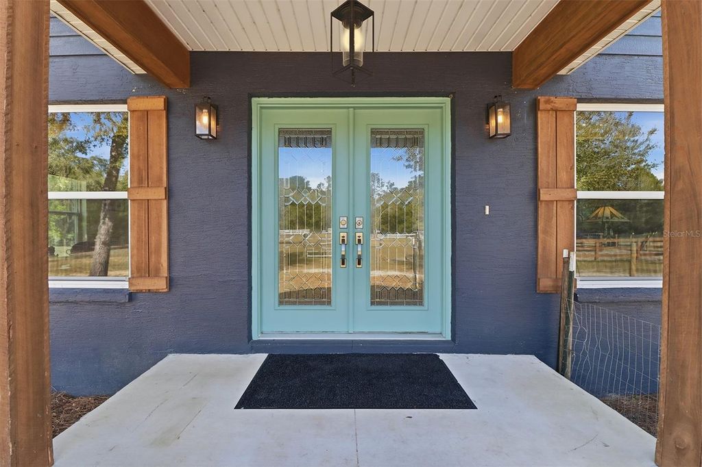 Image 5 of property listing at 6368 E GRANTHAM COURT, Hernando, FL 34442