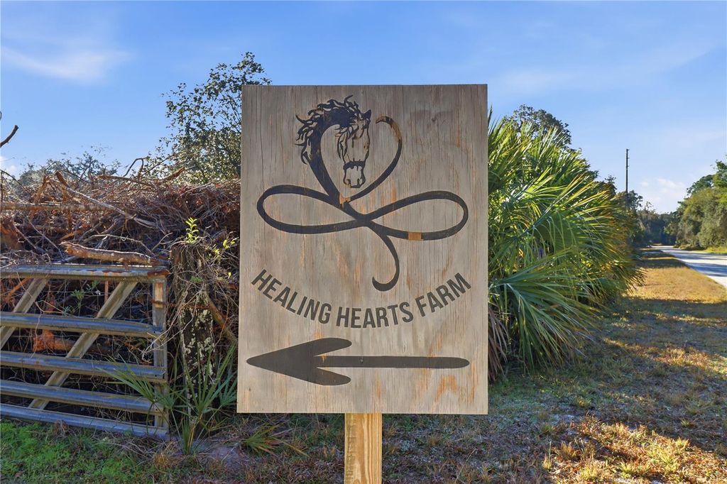 Image 46 of property listing at 6368 E GRANTHAM COURT, Hernando, FL 34442