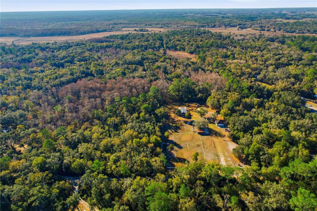 Image 53 of property listing at 6368 E GRANTHAM COURT, Hernando, FL 34442