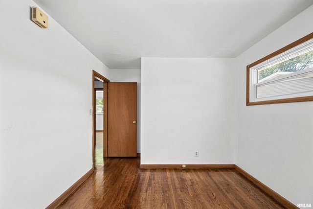 2525 4TH Street A, East Moline, IL 61244