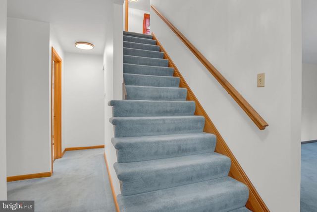 11 WAGNER DRIVE, Mechanicsburg, PA 17050