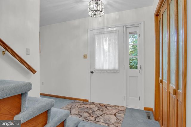 11 WAGNER DRIVE, Mechanicsburg, PA 17050
