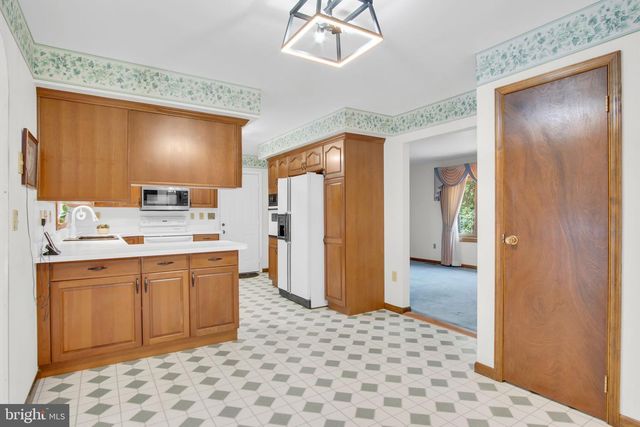 11 WAGNER DRIVE, Mechanicsburg, PA 17050