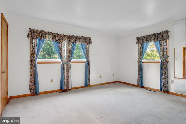 11 WAGNER DRIVE, Mechanicsburg, PA 17050