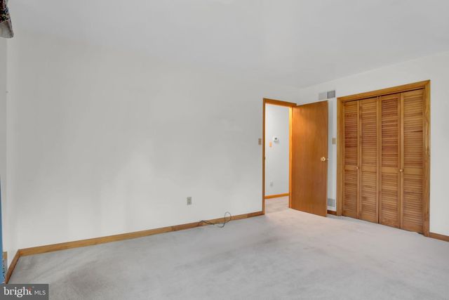 11 WAGNER DRIVE, Mechanicsburg, PA 17050