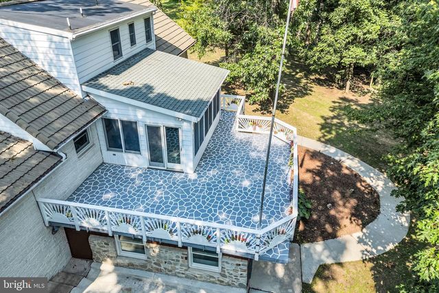 11 WAGNER DRIVE, Mechanicsburg, PA 17050