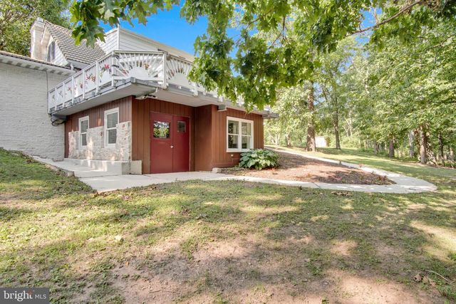 11 WAGNER DRIVE, Mechanicsburg, PA 17050