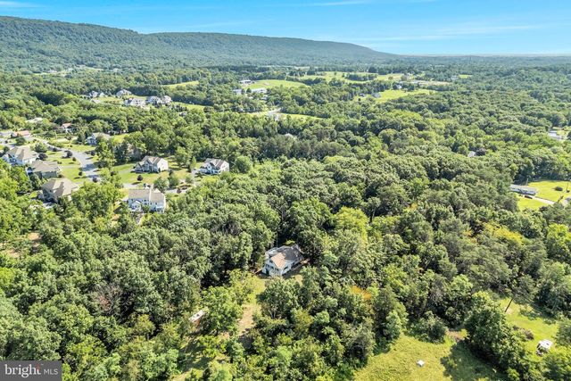 11 WAGNER DRIVE, Mechanicsburg, PA 17050