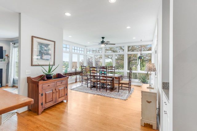 1880 COLLEGE AVE, Harrisonburg, VA 22802