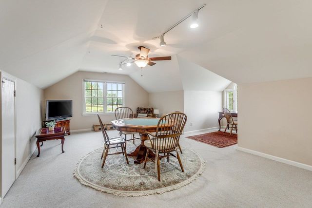 1880 COLLEGE AVE, Harrisonburg, VA 22802