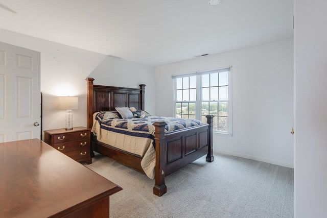 1880 COLLEGE AVE, Harrisonburg, VA 22802