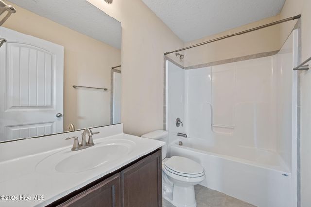 320 Aquamarine Circle, Jacksonville, NC 28546