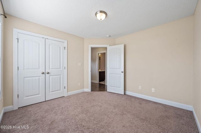 320 Aquamarine Circle, Jacksonville, NC 28546