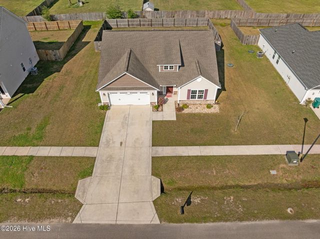 320 Aquamarine Circle, Jacksonville, NC 28546