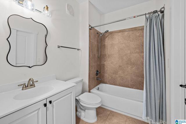 475 River Forest Ln Ste 4130, Talladega, AL 35160