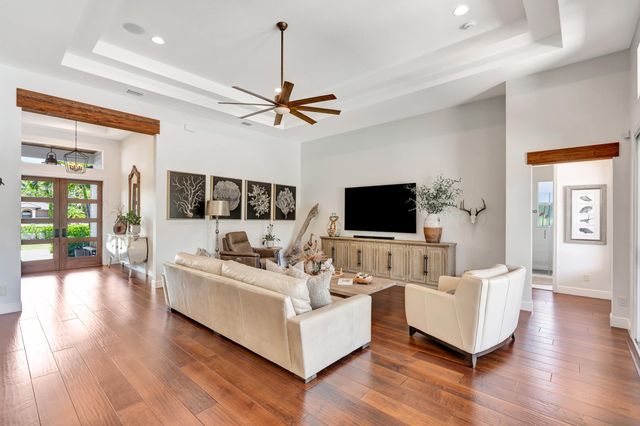 14500 68th Drive N, Palm Beach Gardens, FL 33418