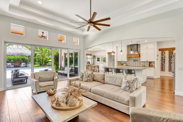 14500 68th Drive N, Palm Beach Gardens, FL 33418