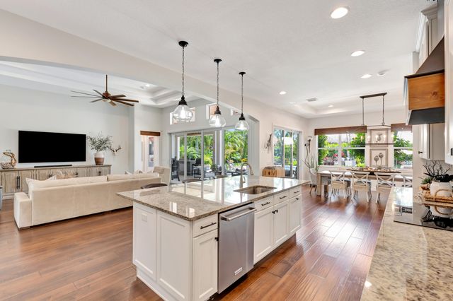14500 68th Drive N, Palm Beach Gardens, FL 33418