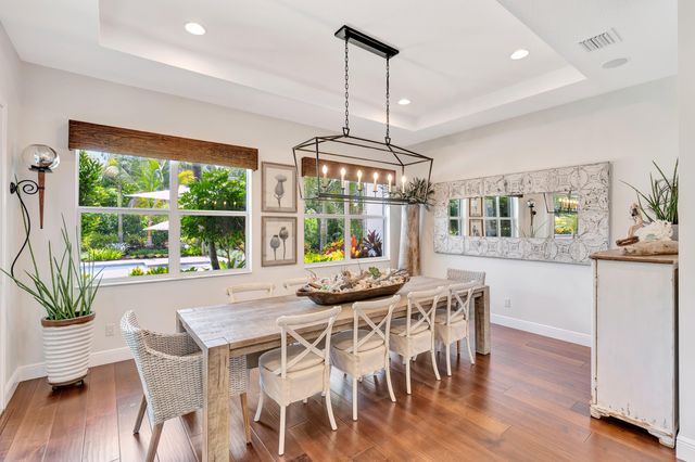 14500 68th Drive N, Palm Beach Gardens, FL 33418