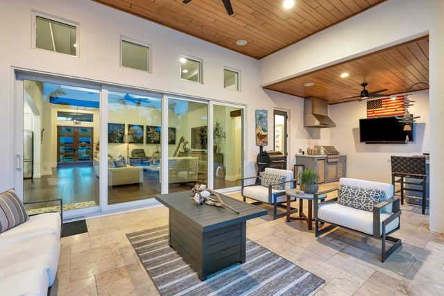 14500 68th Drive N, Palm Beach Gardens, FL 33418