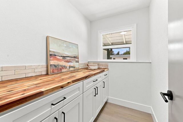1509 Mission Ave, Carmichael, CA 95608