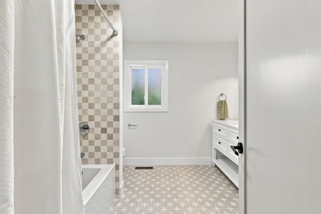 1509 Mission Ave, Carmichael, CA 95608