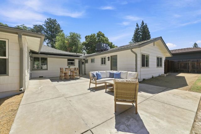 1509 Mission Ave, Carmichael, CA 95608