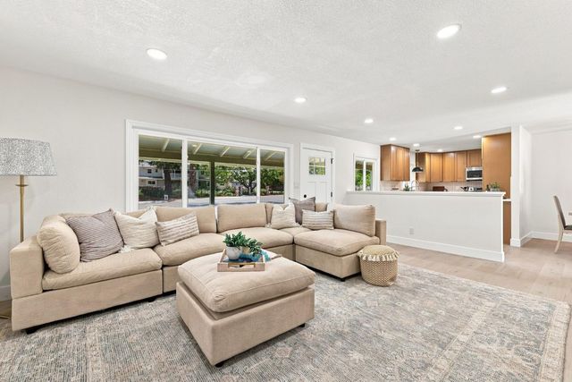 1509 Mission Ave, Carmichael, CA 95608