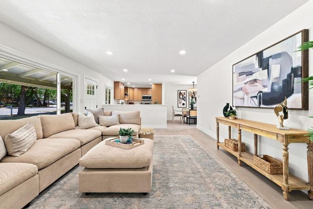 1509 Mission Ave, Carmichael, CA 95608