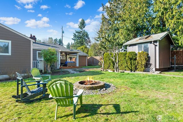 15812 30 Avenue NE, Shoreline, WA 98155