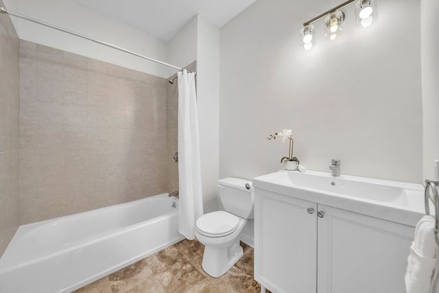 257 Pleasant St 7, Worcester, MA 01609