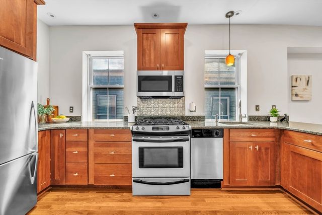 257 Pleasant St 7, Worcester, MA 01609