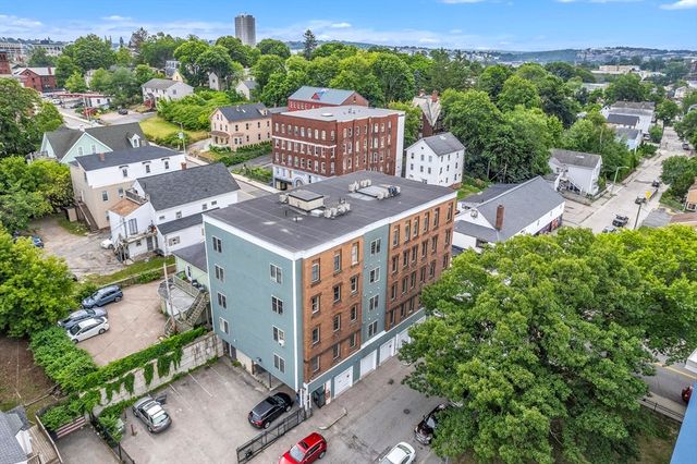 257 Pleasant St 7, Worcester, MA 01609
