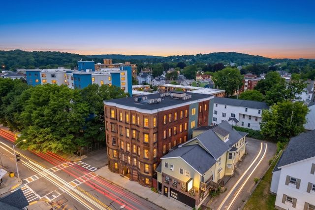 257 Pleasant St 7, Worcester, MA 01609