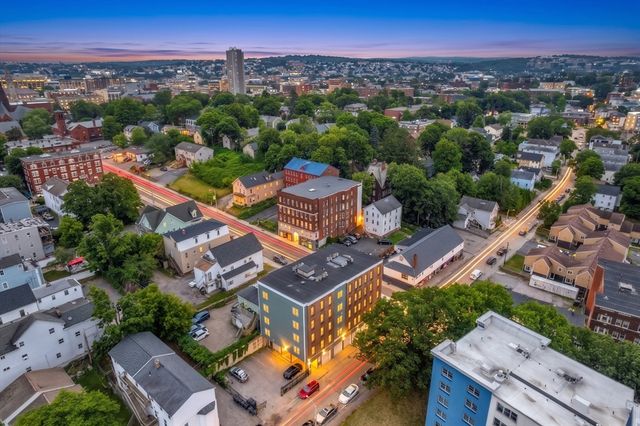 257 Pleasant St 7, Worcester, MA 01609