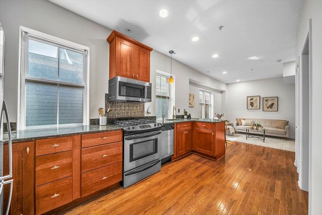 257 Pleasant St 7, Worcester, MA 01609