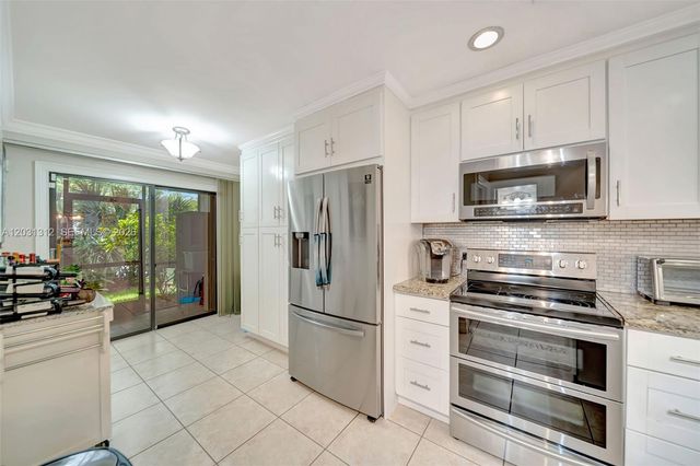 1638 N 15th Ter, Hollywood, FL 33020