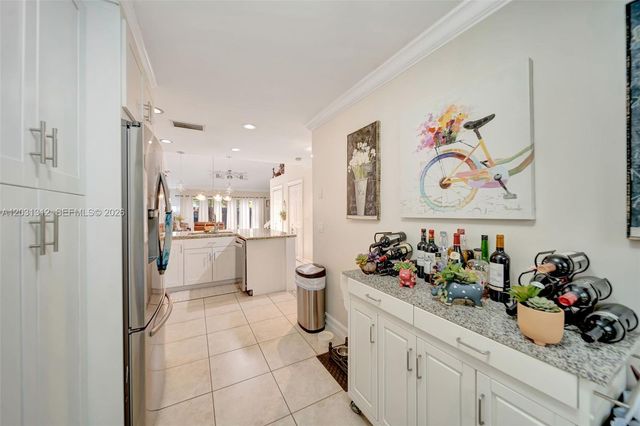 1638 N 15th Ter, Hollywood, FL 33020