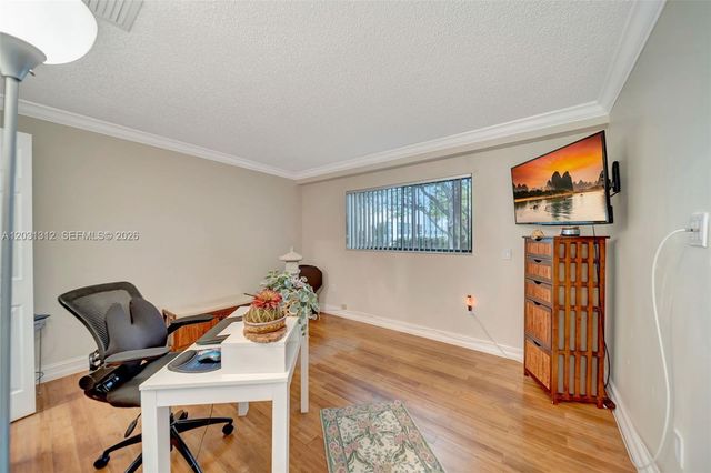 1638 N 15th Ter, Hollywood, FL 33020