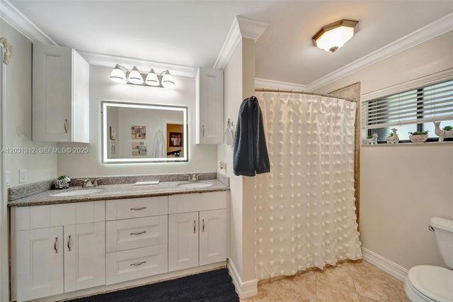 1638 N 15th Ter, Hollywood, FL 33020