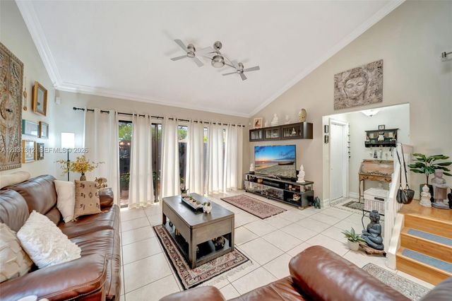 1638 N 15th Ter, Hollywood, FL 33020